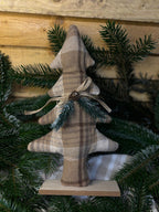 Sapin décoratif en tissu brun à carreaux – Style chalet