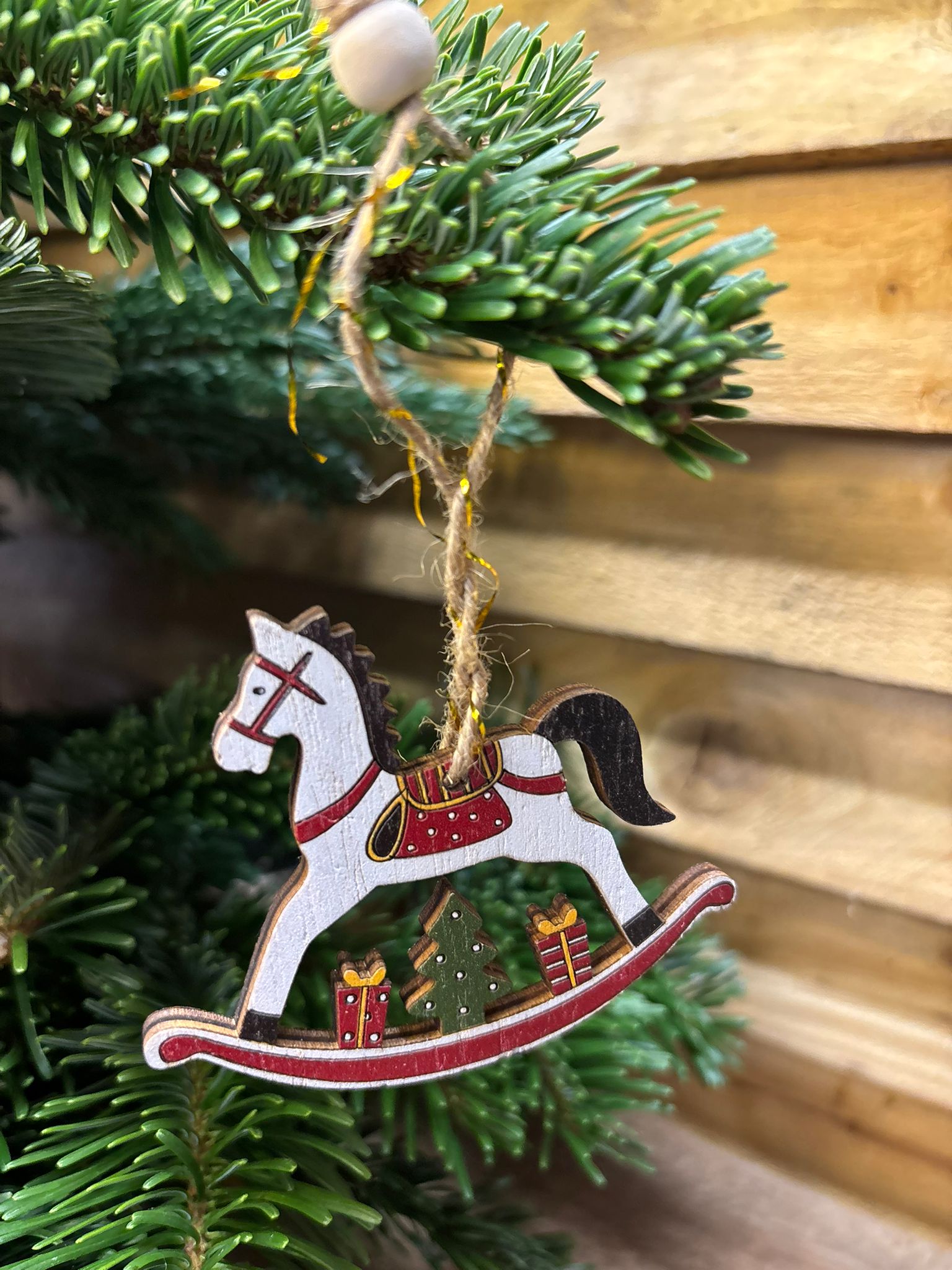 Cheval à bascule blanc