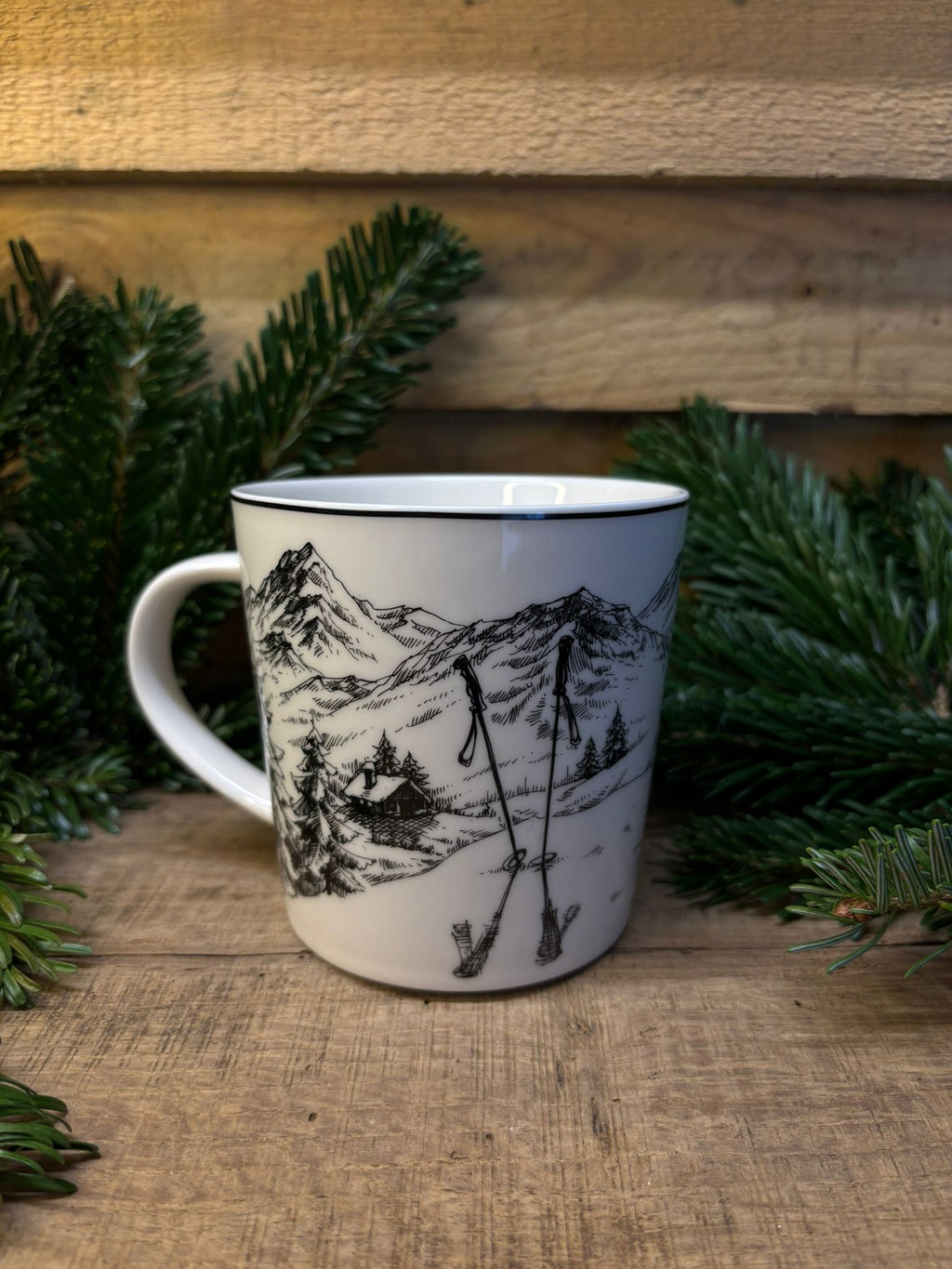 Tasse en porcelaine noir et blanc Chamonix