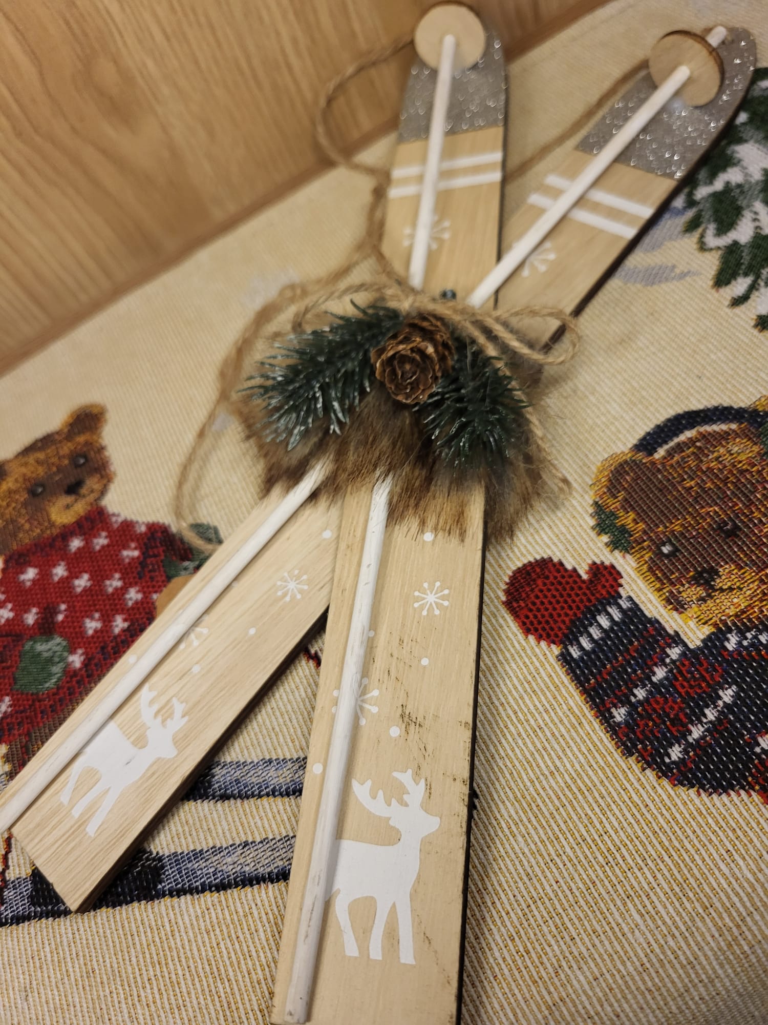 IMPARFAIT Skis de Noël en bois clair à suspendre